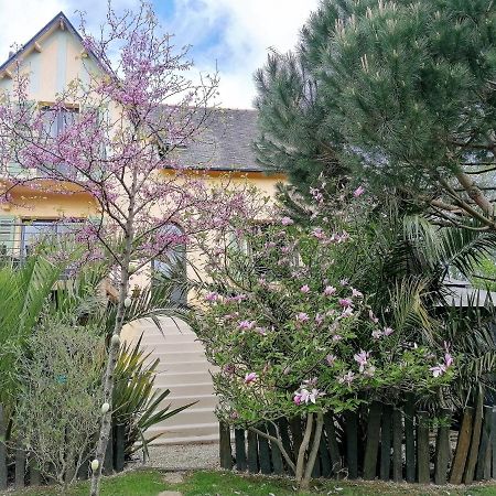 Guest House Dans Jardin Exotique Proche D'Une Voie Verte Morlaix Exterior photo